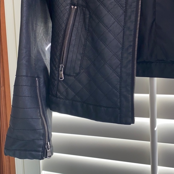 Artificial leather jacket - Picture 3 of 7